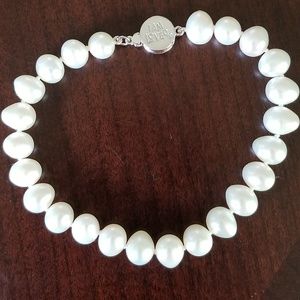Fresh water pearl bracelet